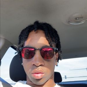 Meet your Posher, Julius